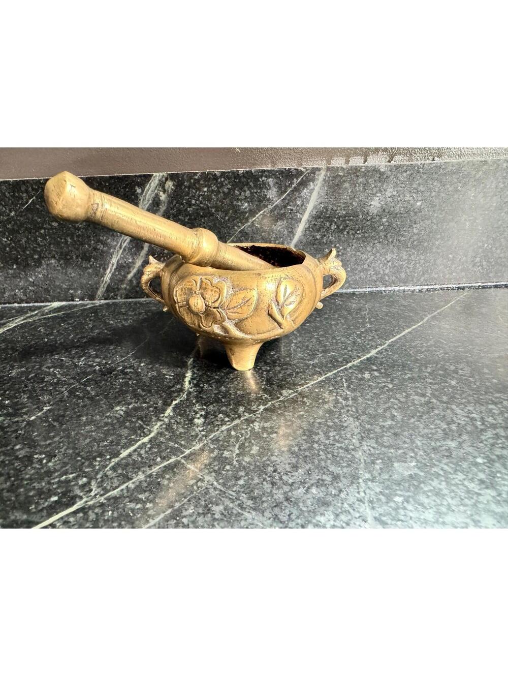 Vintage Brass Mortar & Pestle Apothecary